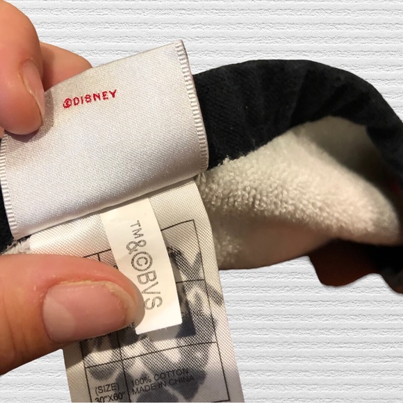 Power Rangers Mystic Force Beach Towel Disney Store Exclusive 30" X 60" 2006 - Picture 3 of 5